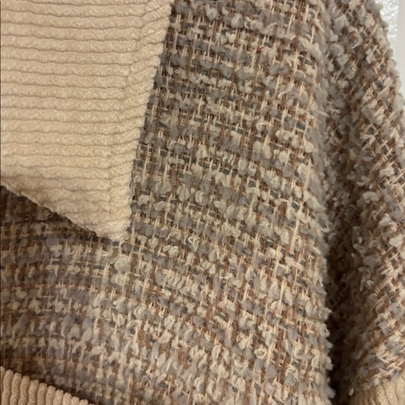 Hem & Thread Shacket Top - Picture 6 of 8